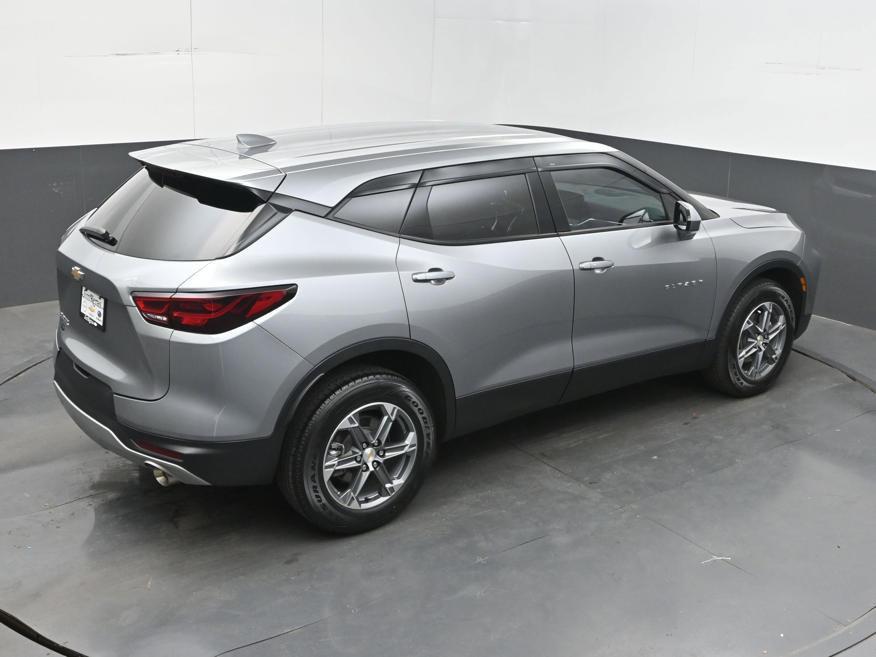Used 2023 Chevrolet Blazer LT FWD image 38