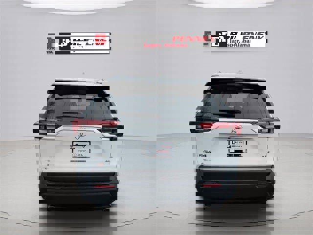 New 2025 Toyota RAV4 XLE image 4