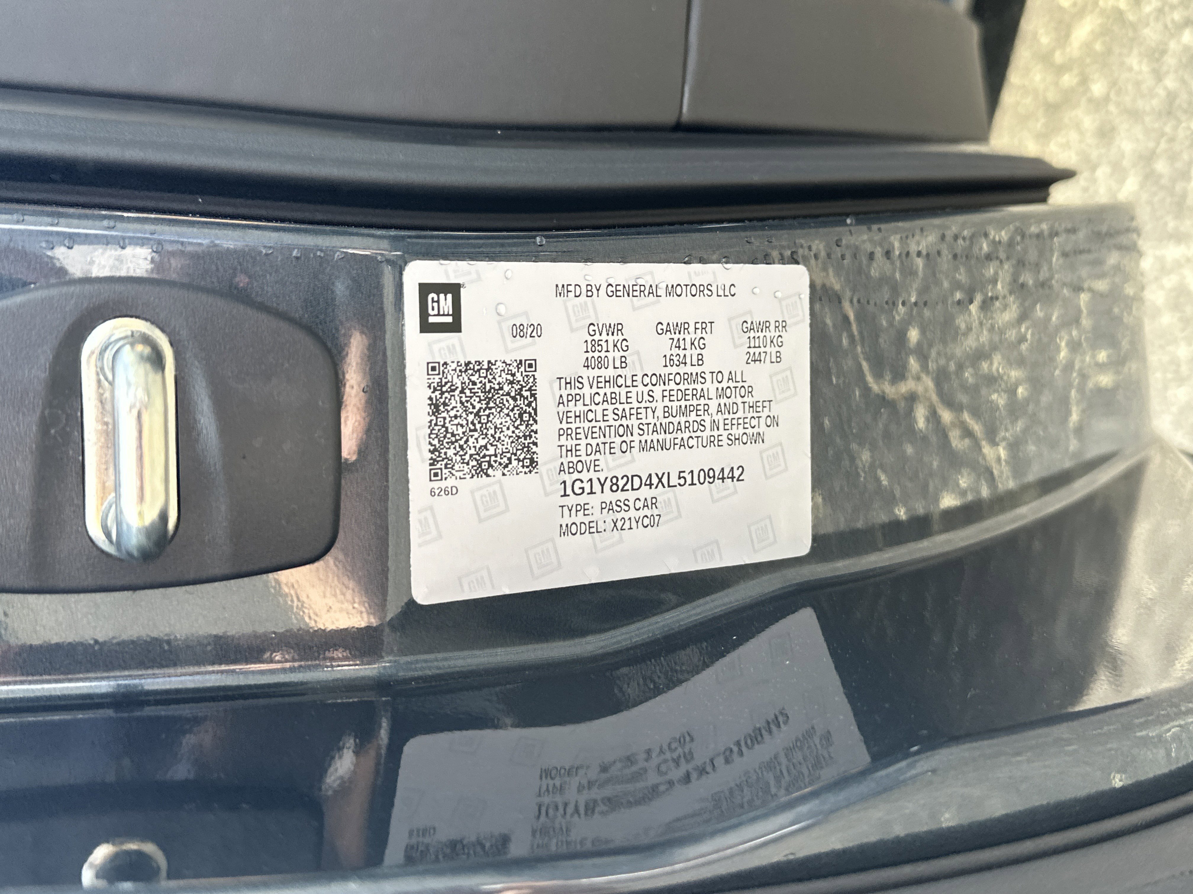 Used 2020 Chevrolet Corvette Stingray Premium Cpe w/ 3LT Preferred Equipment Group image 30