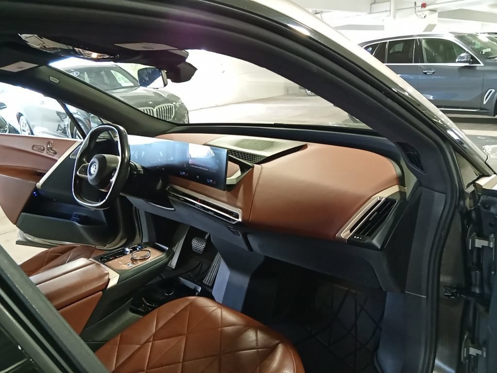 Certified 2023 BMW iX M60 w/ Executive Package AWD/4WD image 14