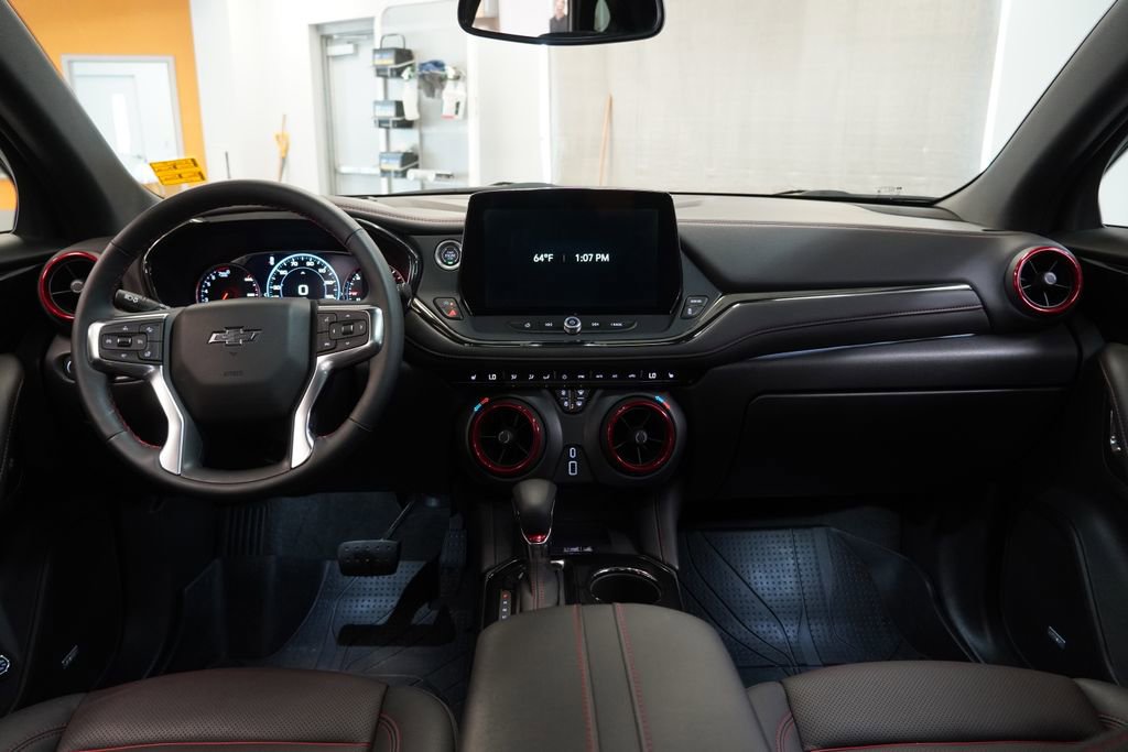 Used 2025 Chevrolet Blazer RS w/ LPO, Floor Liner Package AWD/4WD image 10