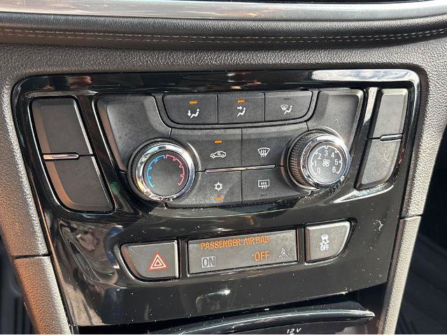 Used 2019 Buick Encore Sport Touring AWD/4WD image 23