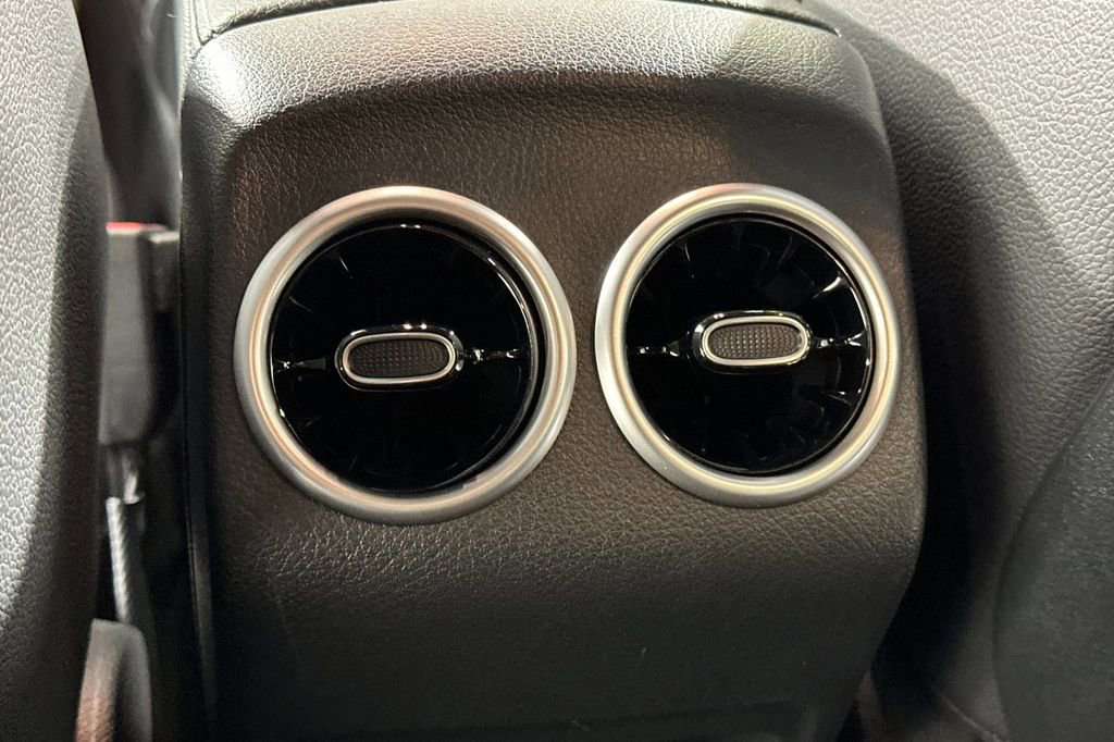 Certified 2026 Mercedes-Benz GLA 250 image 14