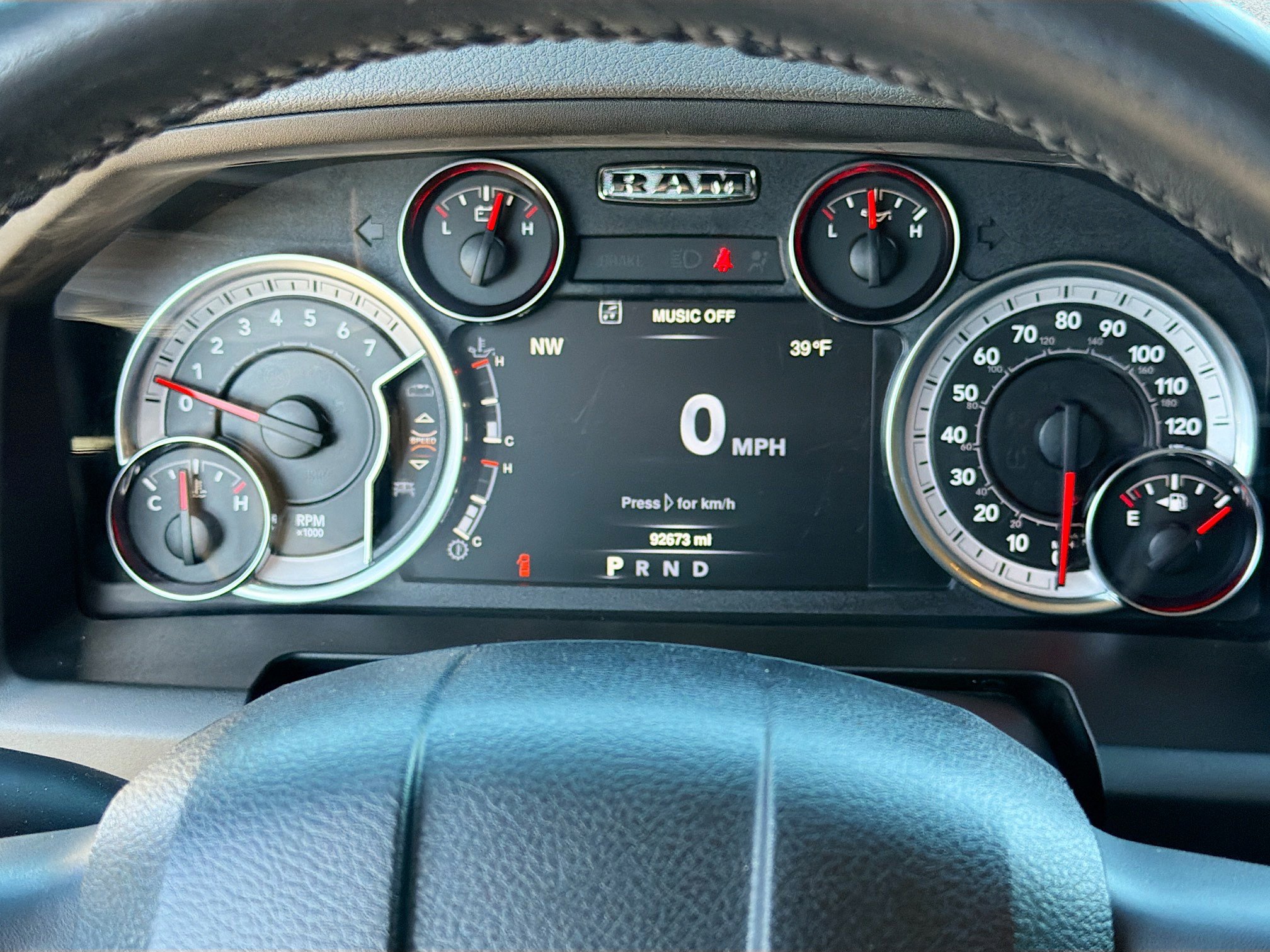 Used 2019 RAM 1500 Classic SLT w/ Luxury Group image 37