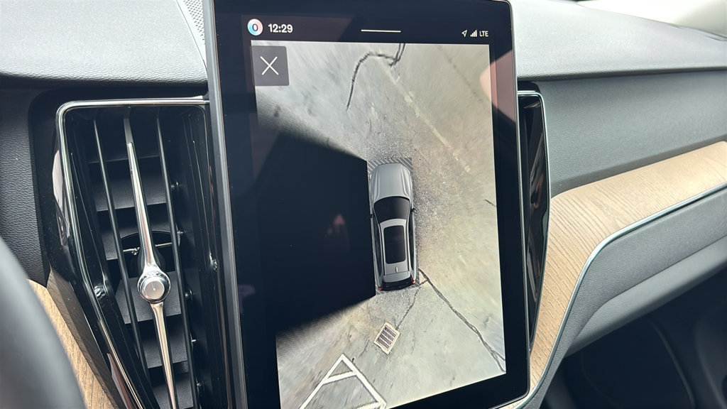 New 2027 Volvo XC60 B5 Plus AWD/4WD image 19