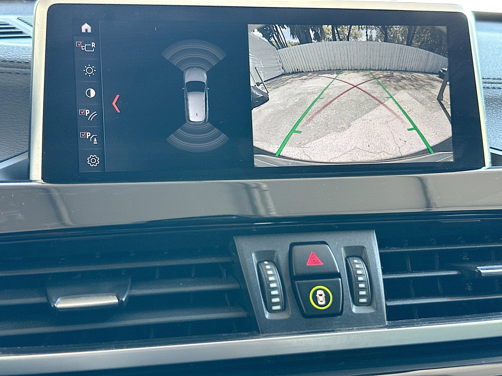 Used 2021 BMW X1 sDrive28i image 14