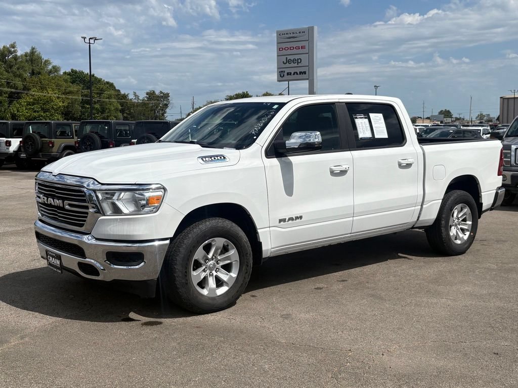 Used 2024 RAM 1500 Laramie AWD/4WD image 3