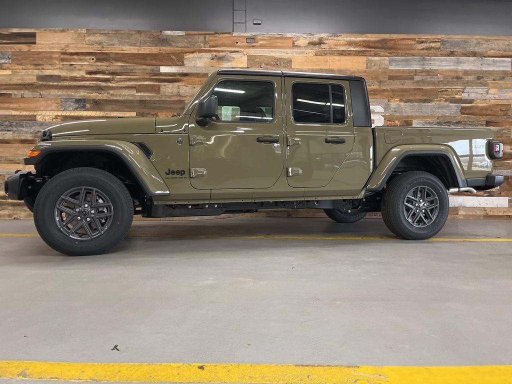 New 2026 Jeep Gladiator Sport AWD/4WD image 57