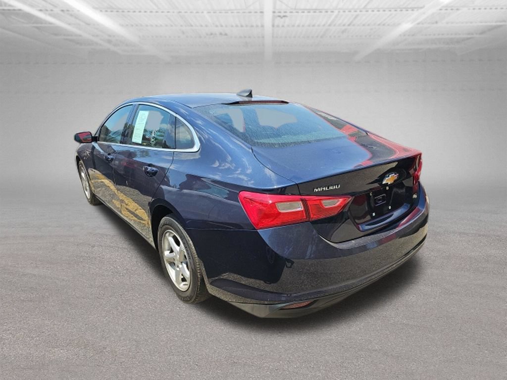 Used 2018 Chevrolet Malibu LS FWD image 3