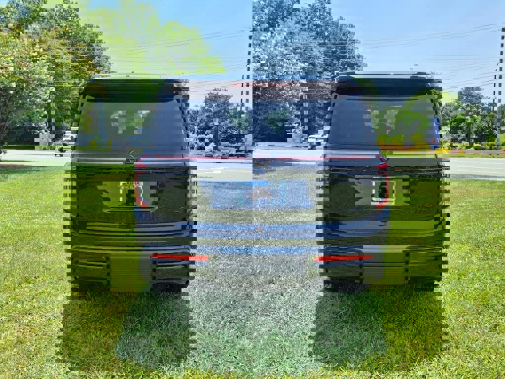 New 2025 Nissan Armada PRO-4X image 4