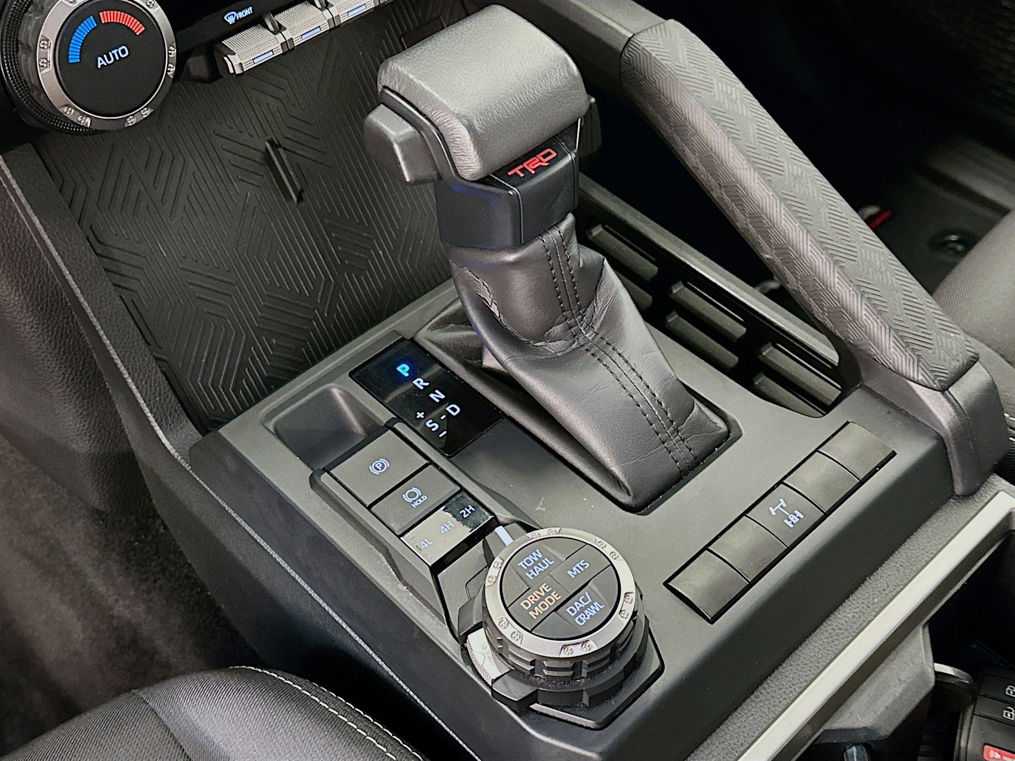 Used 2025 Toyota Tacoma TRD Off-Road AWD/4WD image 25