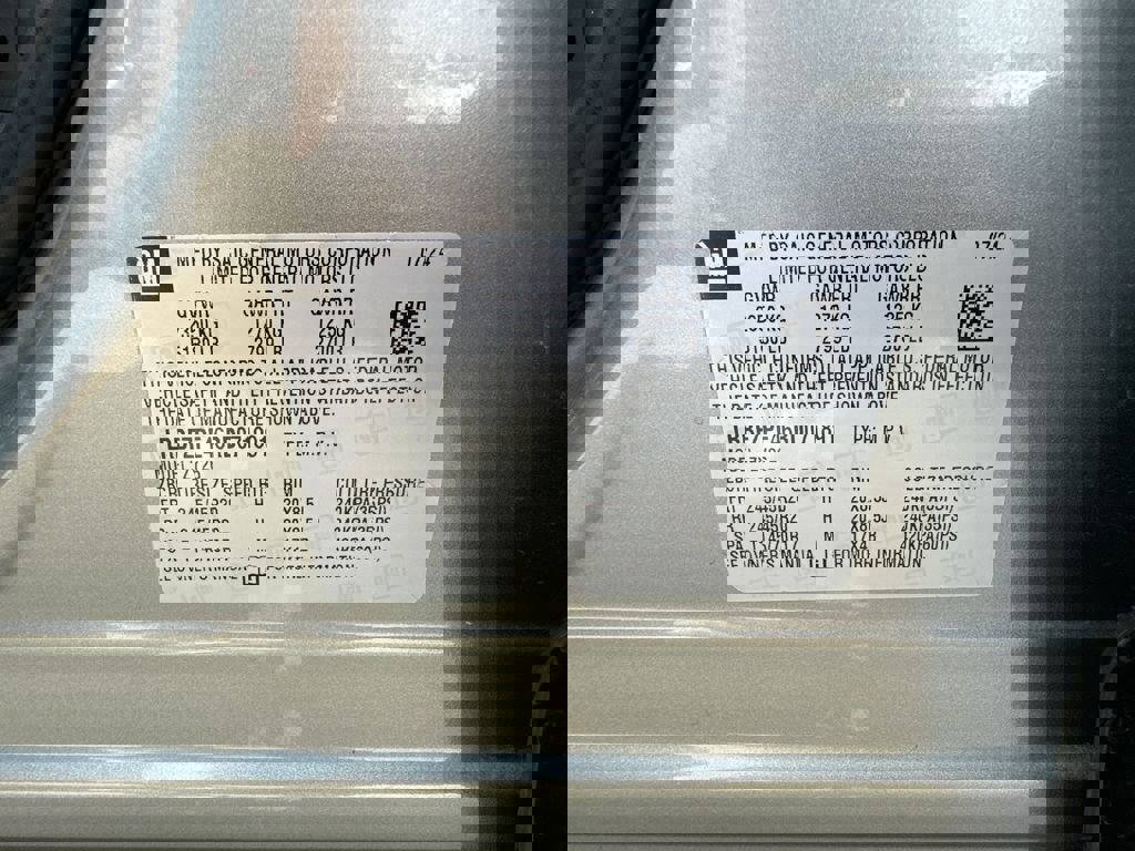 Certified 2024 Buick Envision Sport Touring image 33