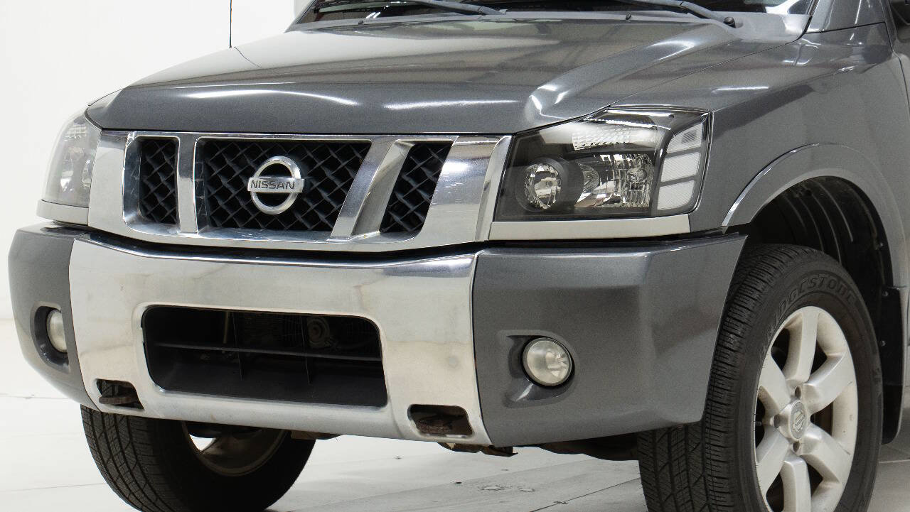 Used 2008 Nissan Titan LE AWD/4WD image 10