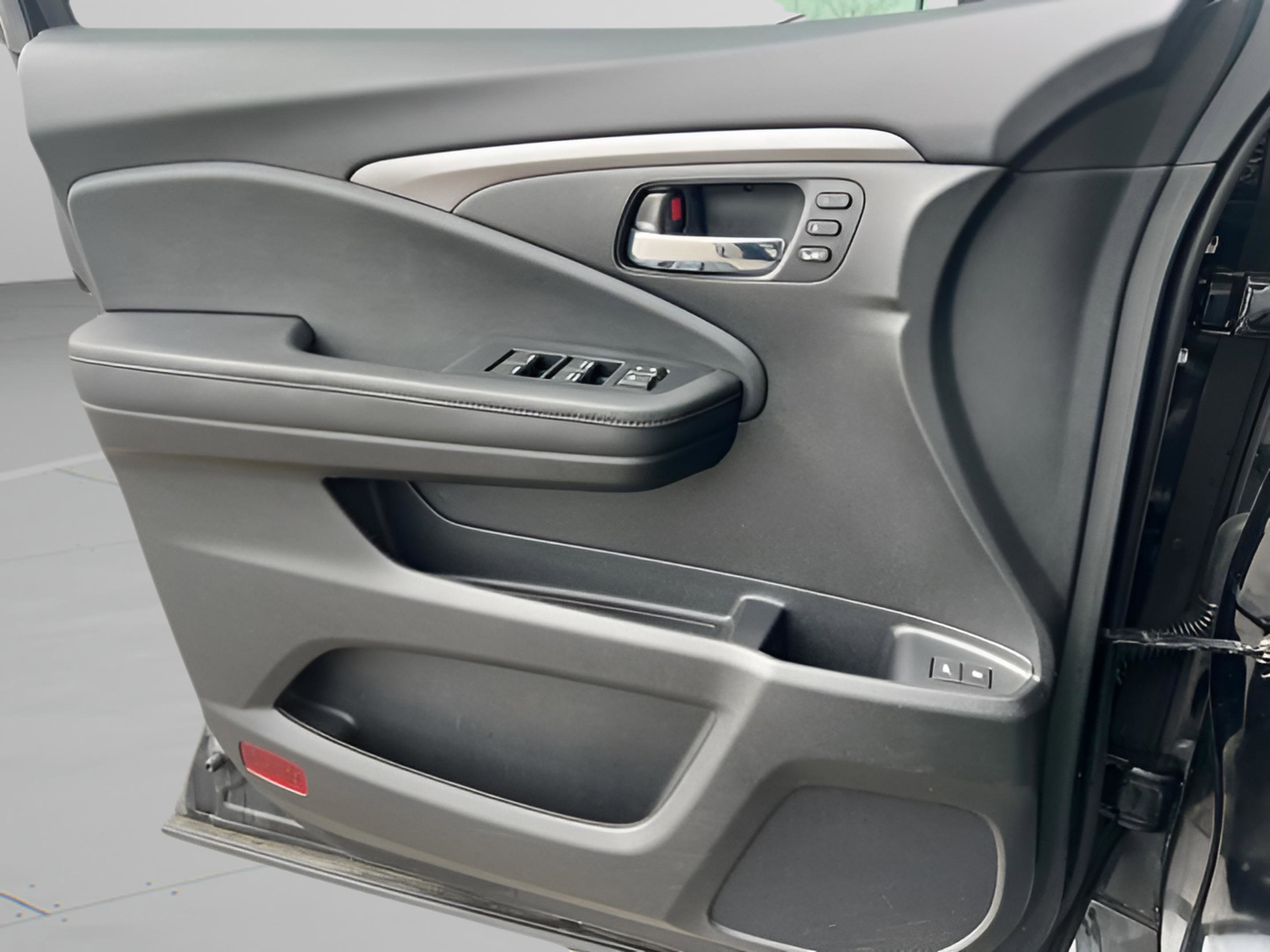 Used 2021 Honda Pilot Special Edition image 20