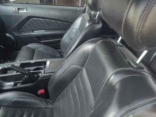 Used 2013 Ford Mustang GT Premium w/ Electronics Pkg RWD image 23