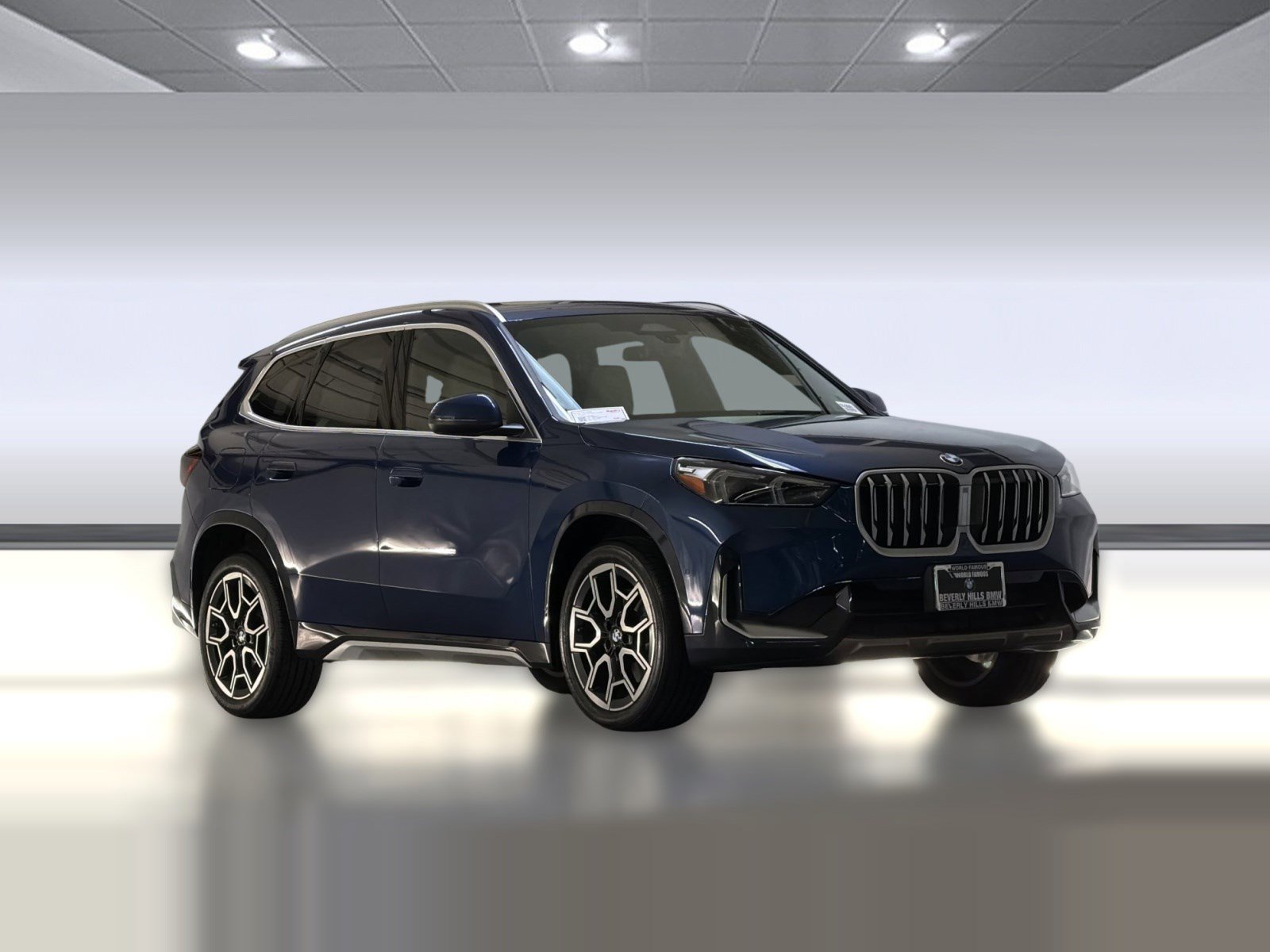 Used 2025 BMW X1 xDrive28i w/ Convenience Package AWD/4WD image 6