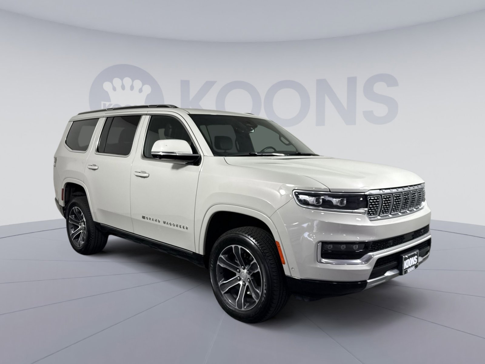 Used 2022 Jeep Grand Wagoneer Series I AWD/4WD image 10