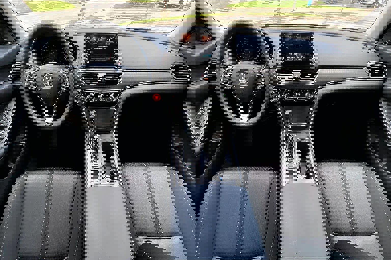 Used 2019 Honda Accord EX image 15