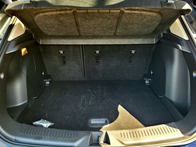 Used 2023 Buick Encore GX Essence w/ Experience Buick Package FWD image 33