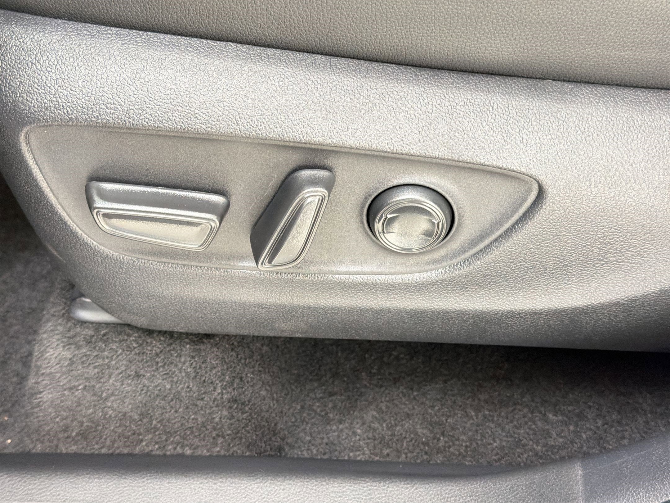 Used 2026 Toyota Grand Highlander Limited image 14