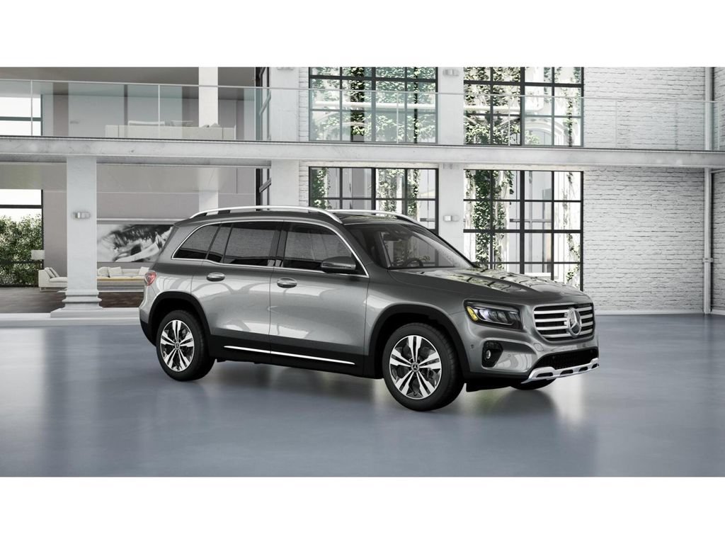 Used 2026 Mercedes-Benz GLB 250 4MATIC image 12