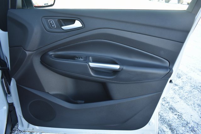 Used 2019 Ford Escape SEL image 45