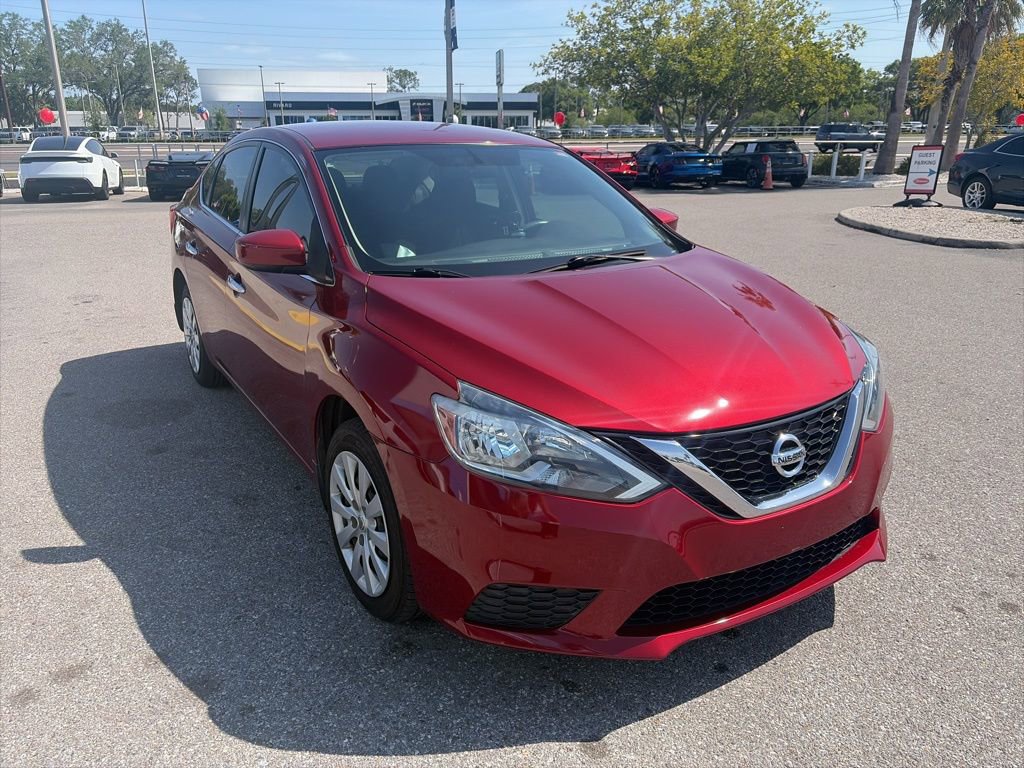 Used 2017 Nissan Sentra SV FWD image 1