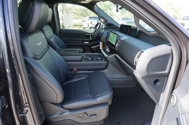 New 2027 Ford Expedition Max Platinum w/ Stealth Appearance Package AWD/4WD image 3