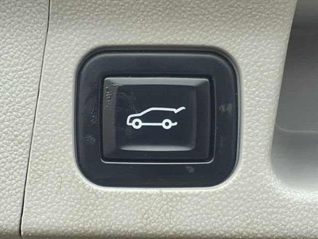 Used 2022 GMC Acadia SLT AWD/4WD image 31