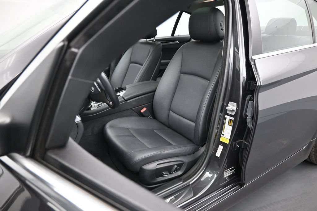 Used 2016 BMW 528i Sedan RWD image 8