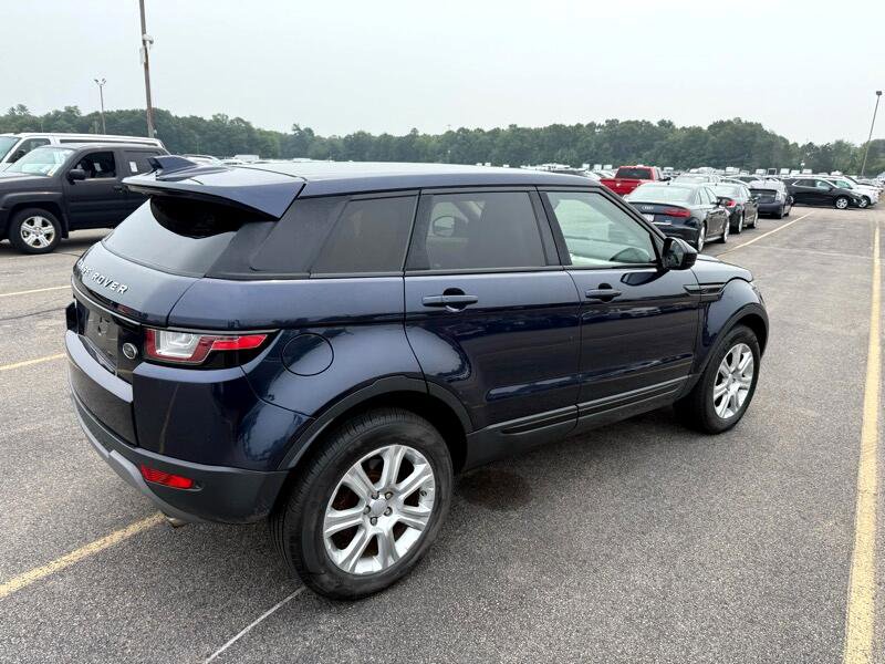 Used 2017 Land Rover Range Rover Evoque SE Premium image 5