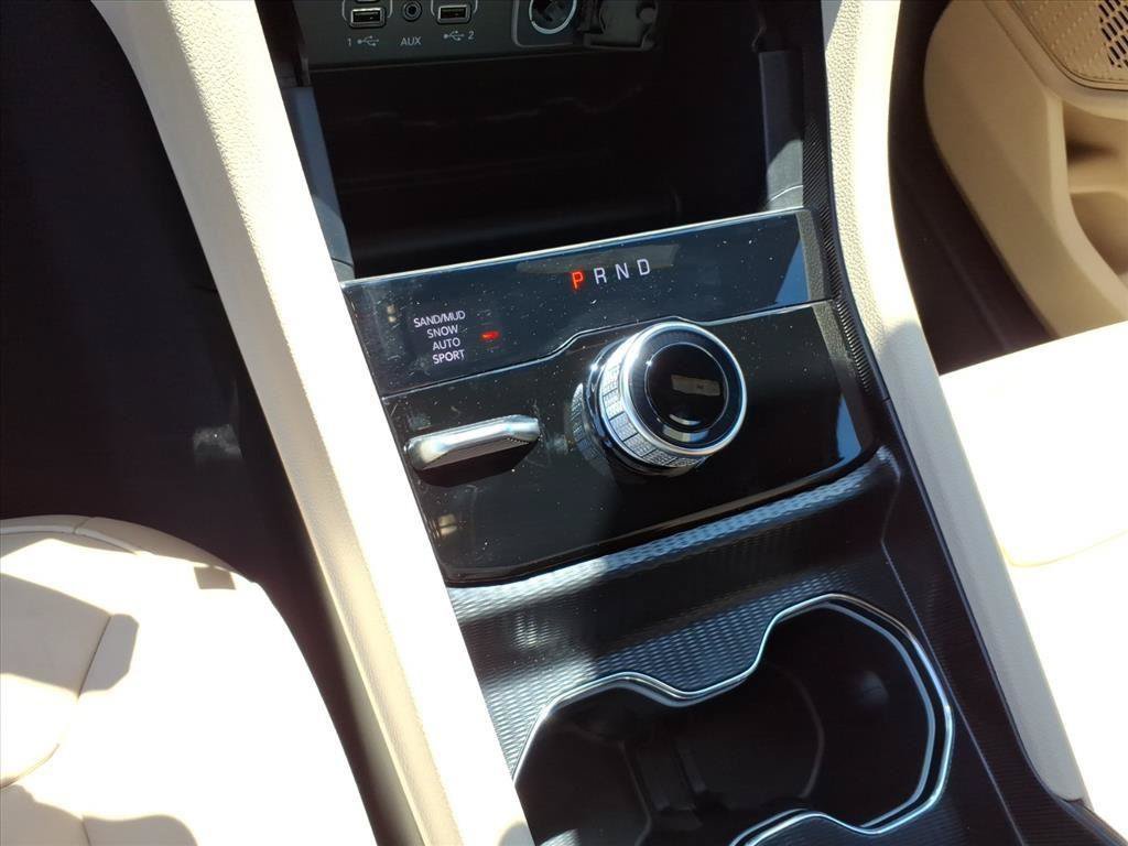 New 2026 Jeep Grand Cherokee Limited AWD/4WD image 15