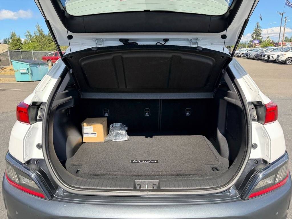 Used 2022 Hyundai Kona Limited w/ Cargo Package AWD/4WD image 22