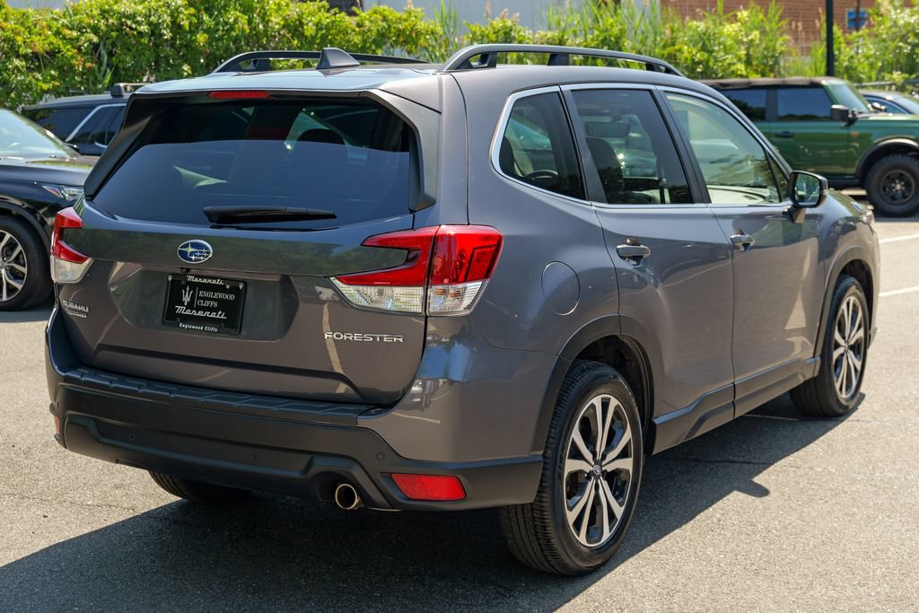 Used 2023 Subaru Forester Limited AWD/4WD image 7