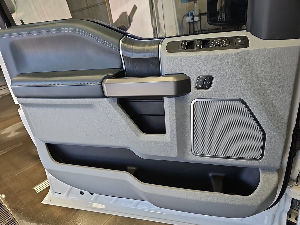 Used 2022 Ford F250 Limited w/ FX4 Off-Road Package image 26