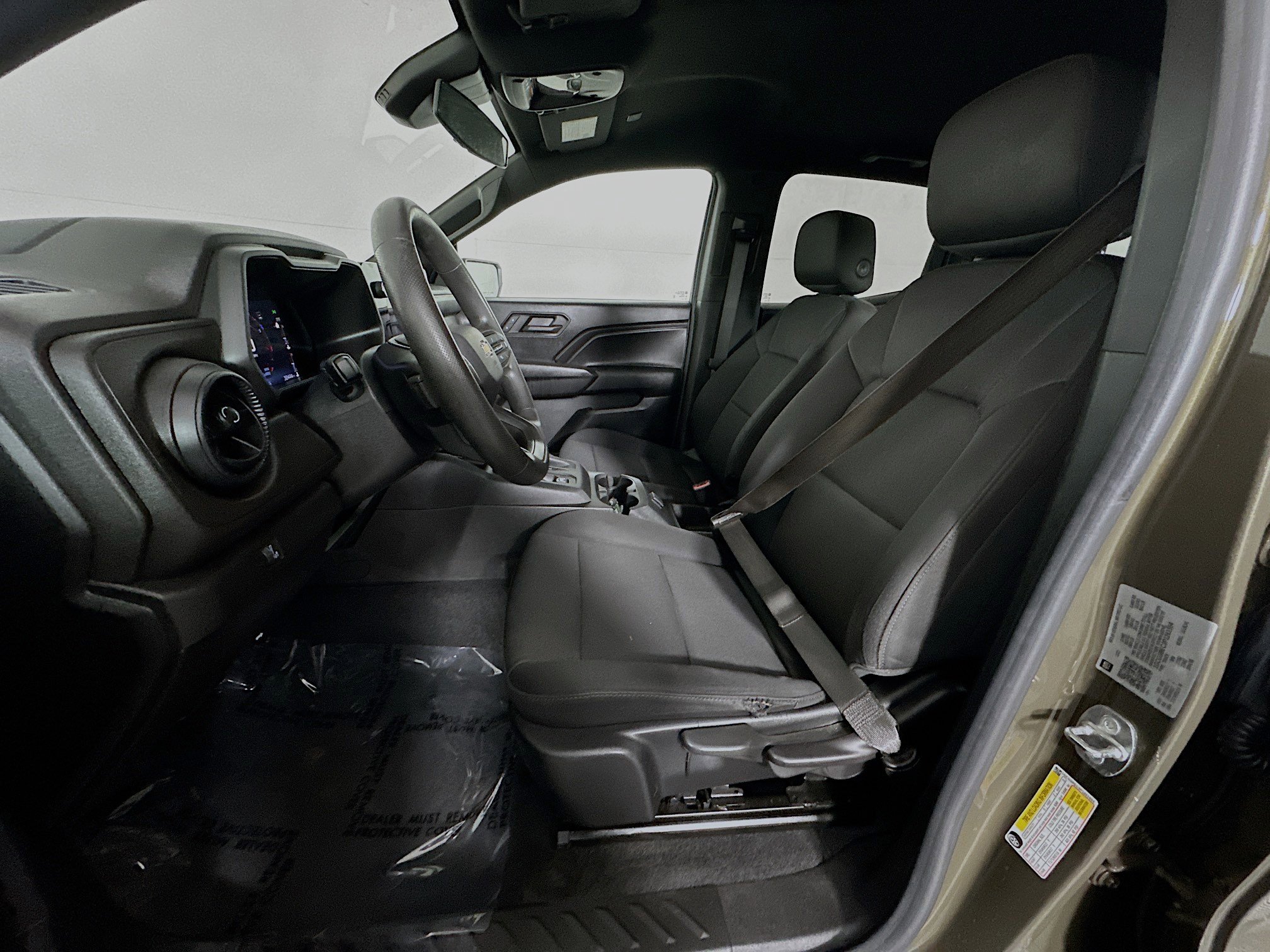 Used 2023 Chevrolet Colorado W/T image 12