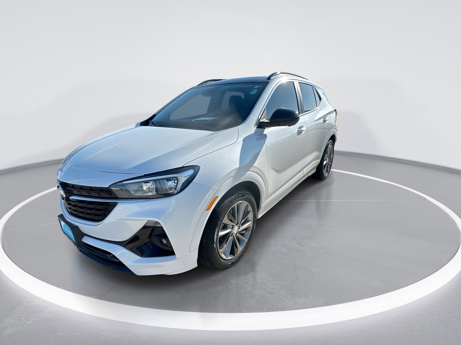 Used 2021 Buick Encore GX Select w/ Advanced Technology Package FWD image 4