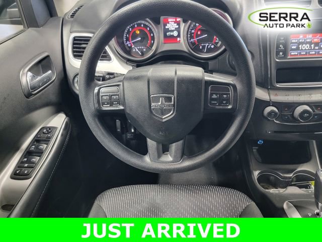 Used 2019 Dodge Journey SE image 25