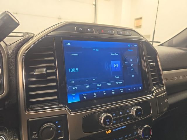 Used 2022 Ford F350 Platinum w/ FX4 Off-Road Package image 28