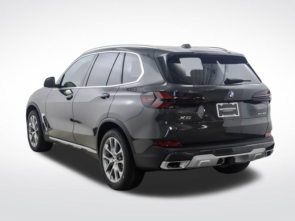 Used 2026 BMW X5 xDrive40i AWD/4WD image 3