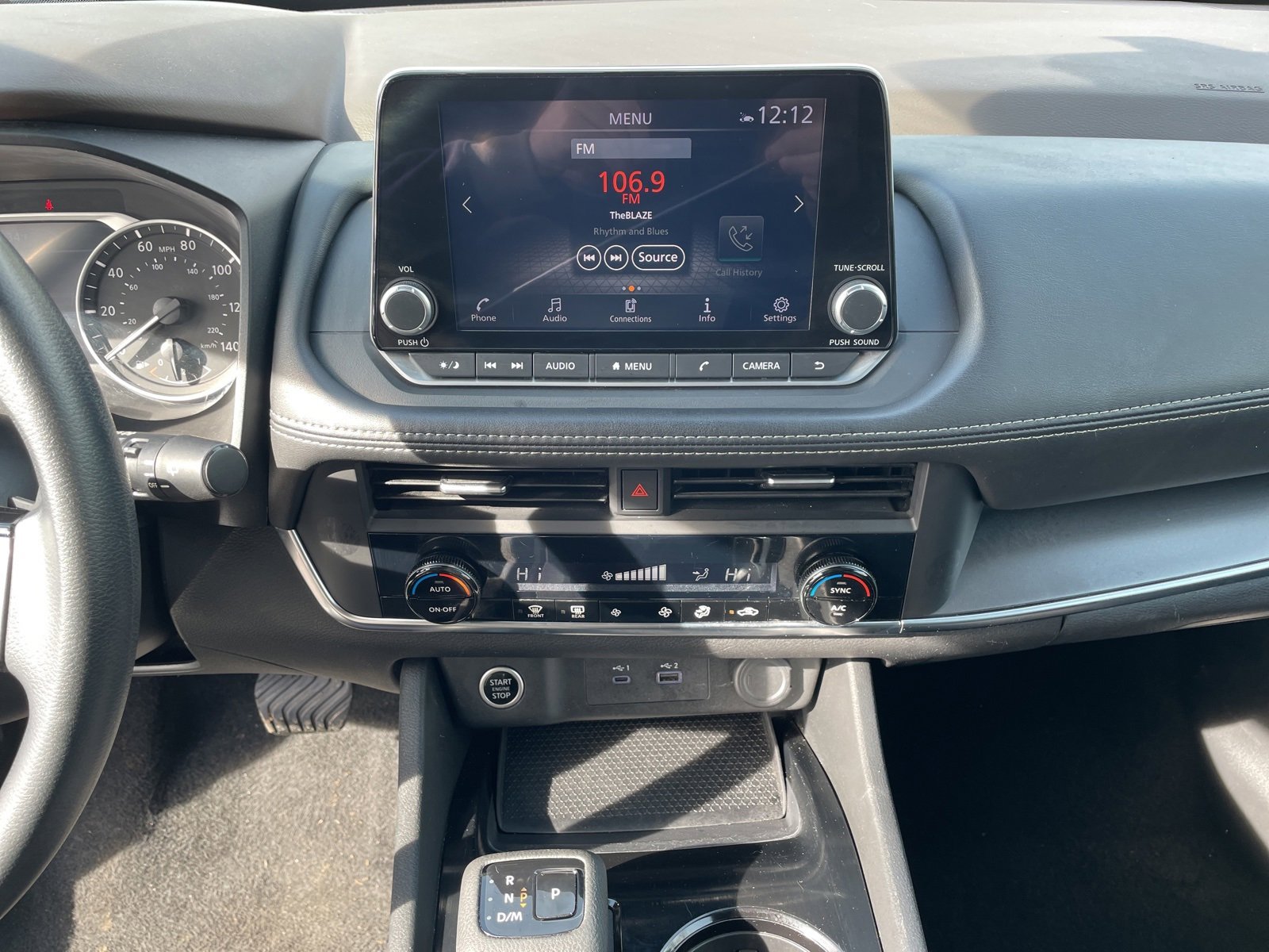 Used 2023 Nissan Rogue SV image 19