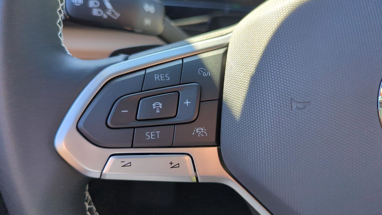 New 2026 Volkswagen Atlas Cross Sport SE image 20