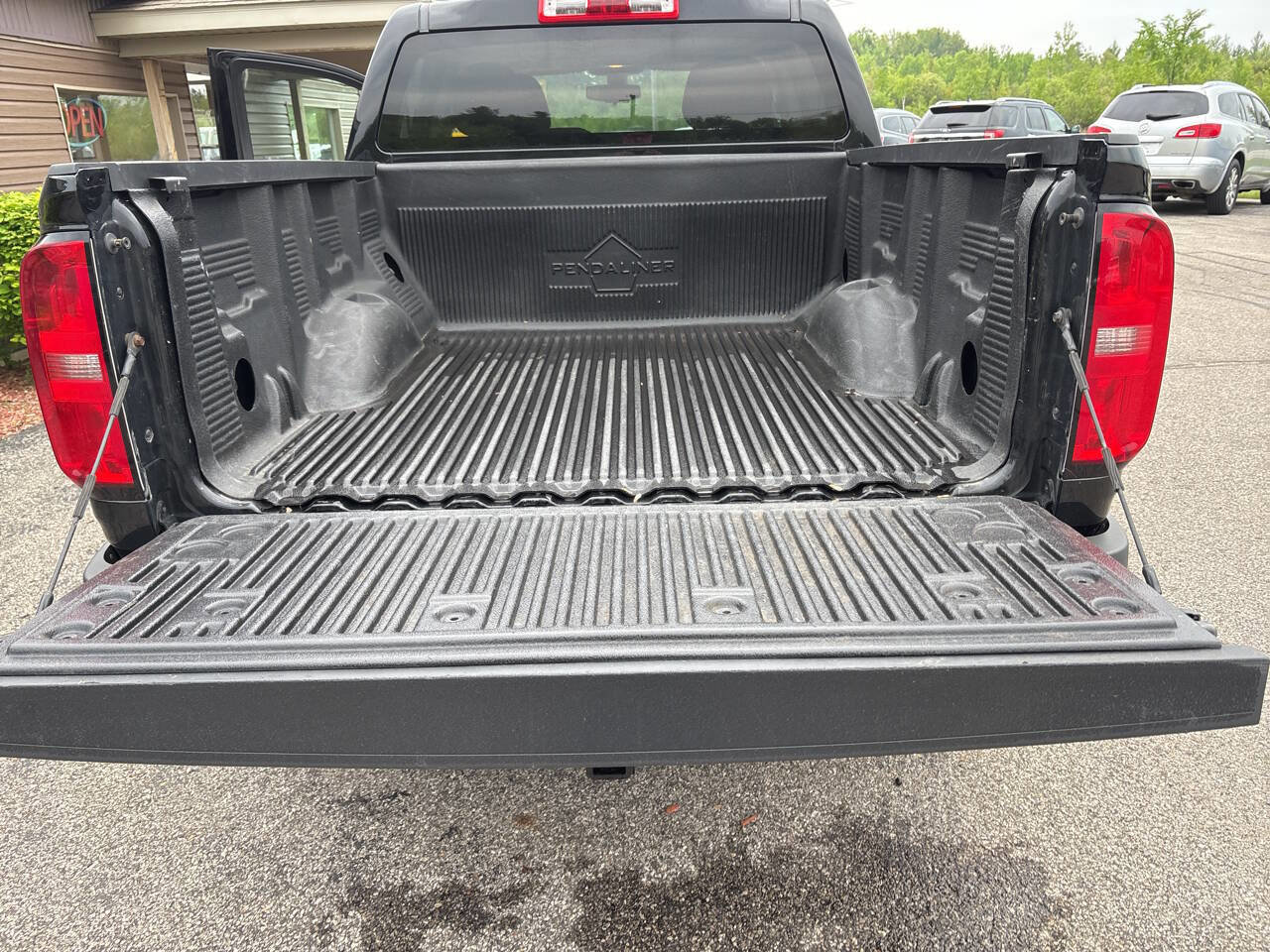 Used 2018 Chevrolet Colorado LT image 10