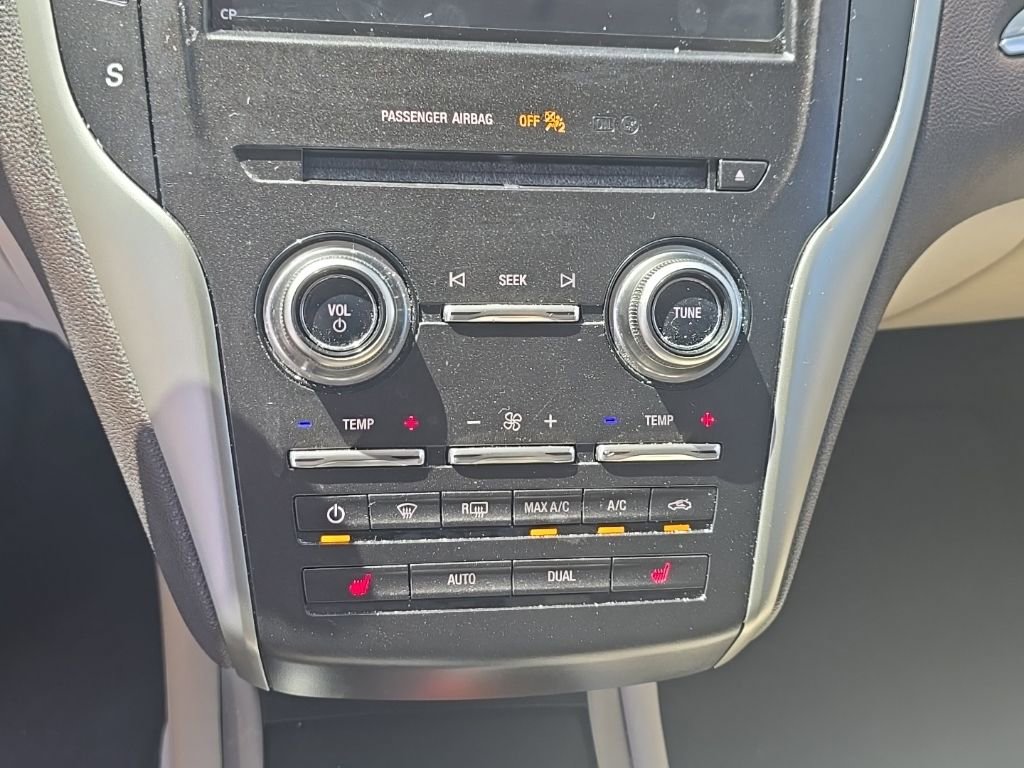 Used 2019 Lincoln MKC Premiere image 8