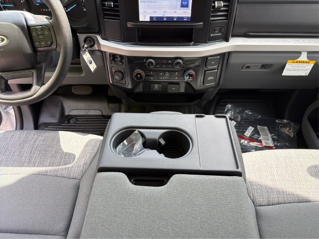 New 2026 Ford F250 XLT w/ FX4 Off-Road Package AWD/4WD image 23