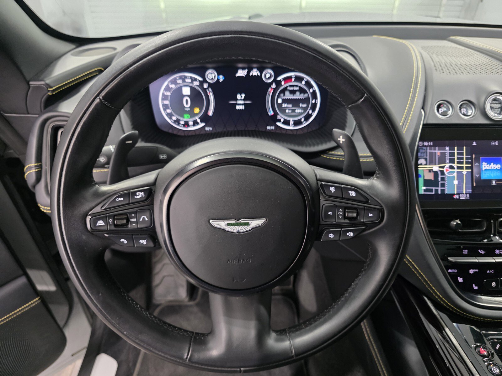 Used 2024 Aston Martin DBX 707 image 11