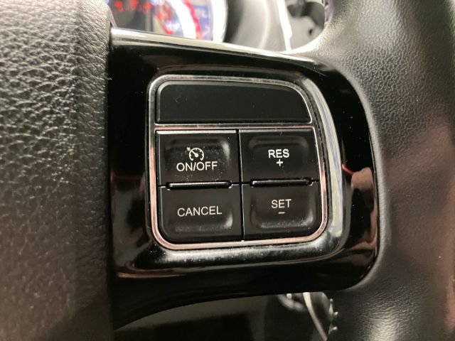Used 2018 Dodge Grand Caravan SXT FWD image 37