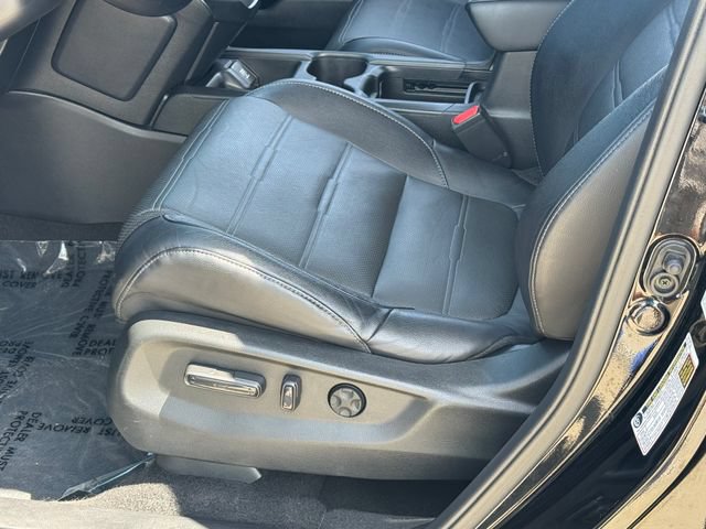 Used 2017 Honda CR-V EX-L image 15