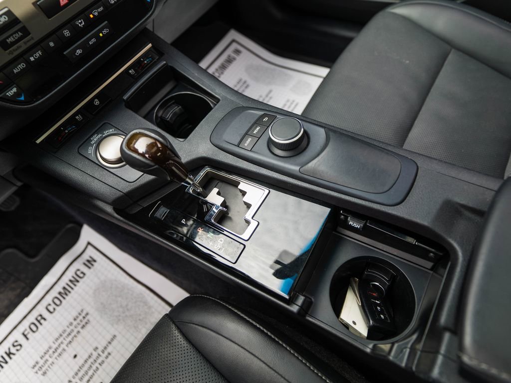 Used 2015 Lexus ES 350 w/ Premium Package FWD image 25