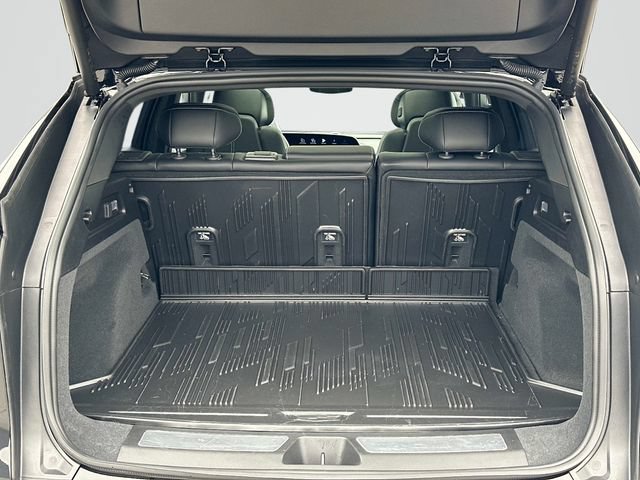 Used 2025 Cadillac Lyriq Sport w/ LPO, Floor Liner Package AWD/4WD image 19